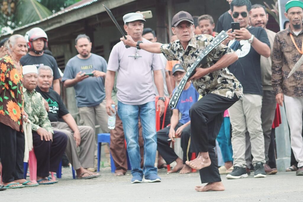 Cakalele, Tarian Perang Halmahera